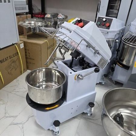 Xəmir qarışdıran "SpiralMikser"