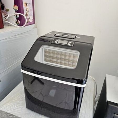 Buz aparatı "HZB-20F"