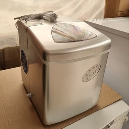 Buz aparatı "HZB-15/A"