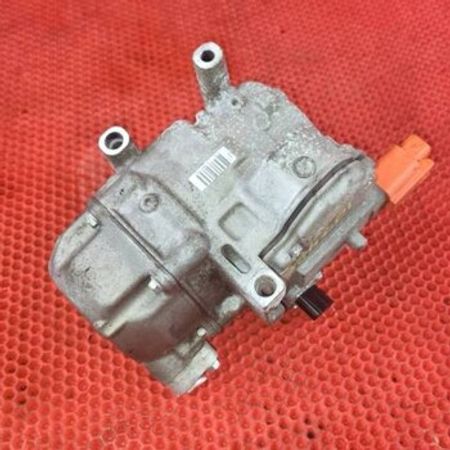 Toyota Prius 30 kuza A/C kompressoru – Ehtiyat hissələri – ucuztap.az