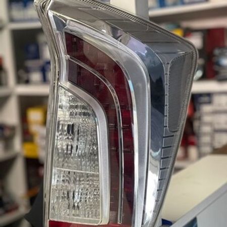 Toyota Prius NHW 30 restayling arxa stopu – Ehtiyat hissələri – ucuztap.az