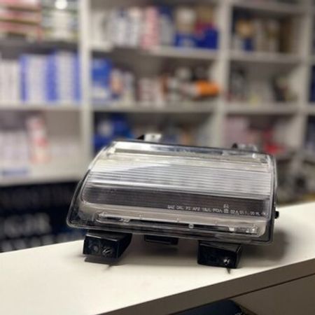 "Jeep Wrangler" farası