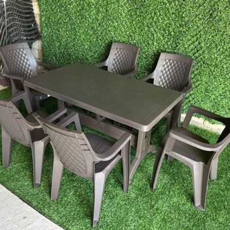 Bağ üçün masa və oturacaqlar