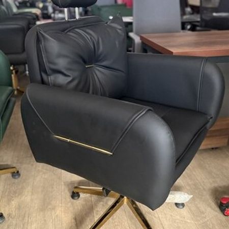 Gözəllik salonu kreslosu