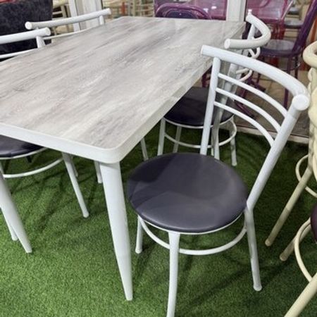 Masa və oturacaqlar