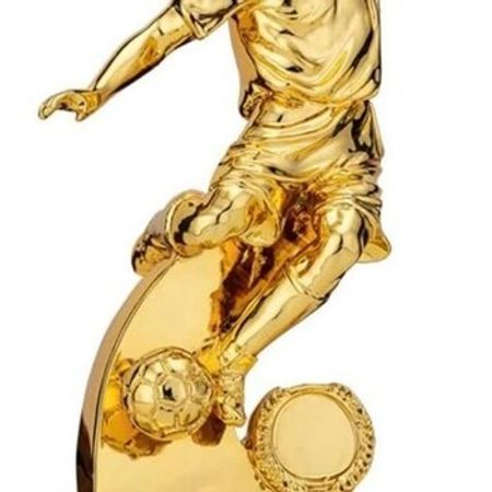 Futbolçu suvenir heykəli