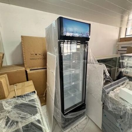 Su vitrin soyuducusu