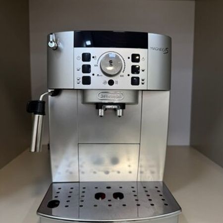 Delonghi Magnifica S