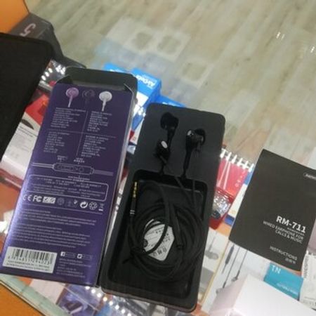 Remax RM-711 qulaqcığı – Audio və video – ucuztap.az