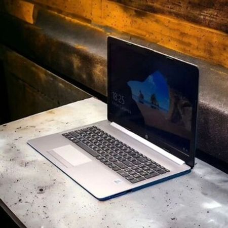 Noutbuk "HP Pavilion i5"