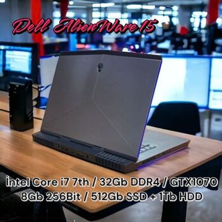 Dell AlienWare 15 (4K Ekran)