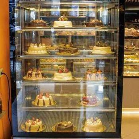 Şirniyyat soyuducusu