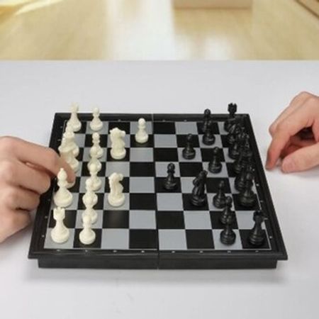 Mini maqnitli şahmat dəsti