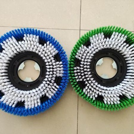 Xalça yuma fırçası