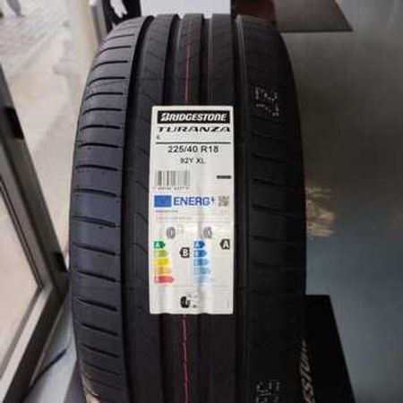 Bridgestone 225/40R18 Turanza 6