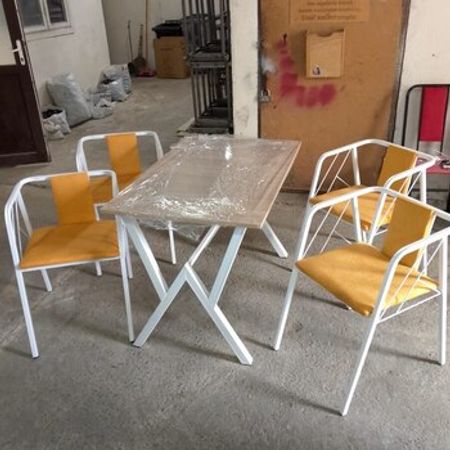 Masa və oturacaqlar