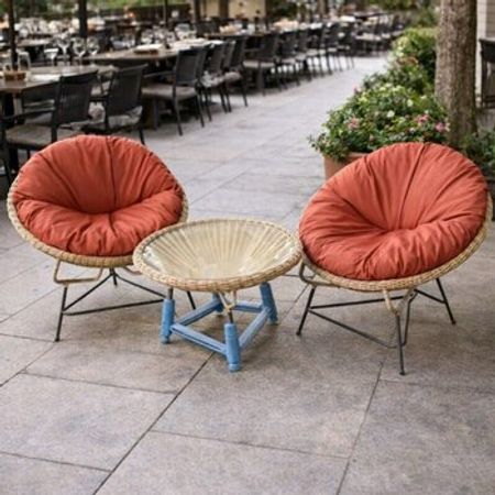 Masa və oturacaqlar