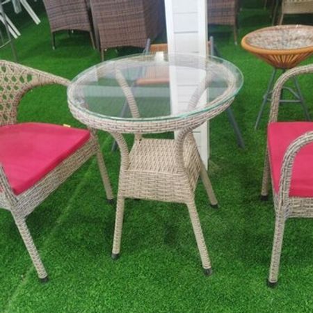 Masa və oturacaqlar