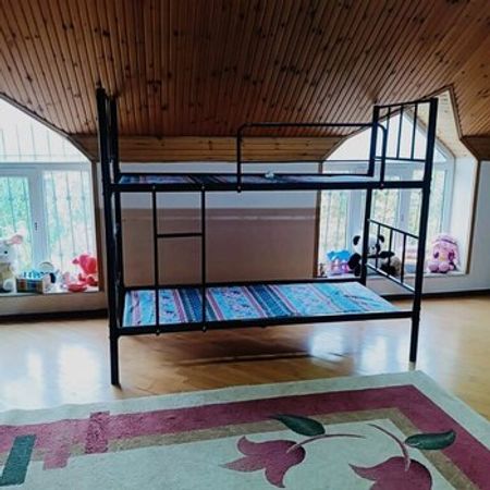 İkimərtəbəli çarpayı