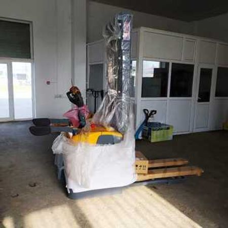 Ştabelyor platformalı "Hochkraft CDD15ZT3500"