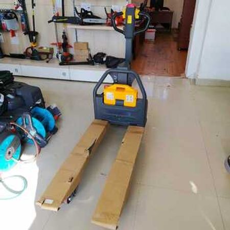 Transpalet batareyalı "Hochkraft CBD15W-LİX"