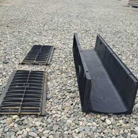 Drenaj su axın kanalı