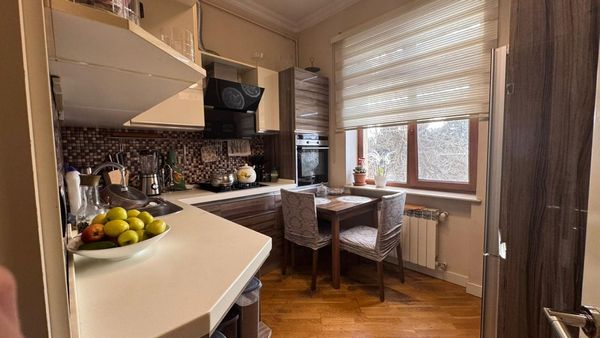 3-Otaqlı Köhnə tikili, Yahya Hüseynov 55, 85 m² – Mənzillər – ucuztap.az