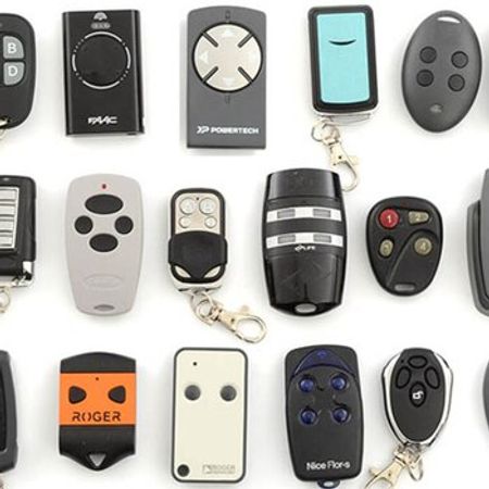 Şlaqbaum və jalüz pultları "Onedoors"