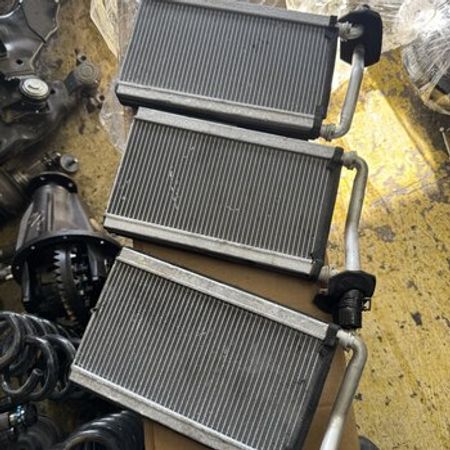 Mitsubishi Pajero soba radiatoru – Ehtiyat hissələri – ucuztap.az