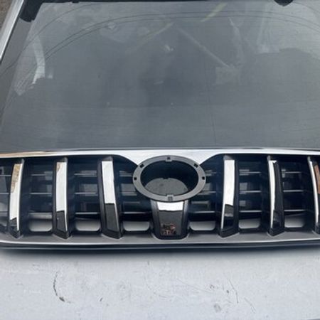 Toyota Prado 2003-2009 radiator barmaqlığı – Ehtiyat hissələri – ucuztap.az