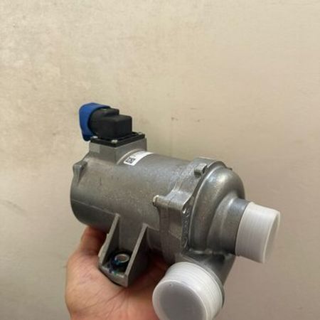 "BYD Seal 05" su pompası