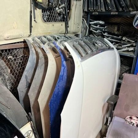 Toyota Prado kapotu – Ehtiyat hissələri – ucuztap.az