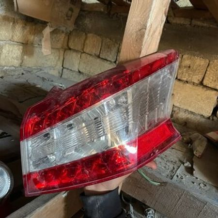 Nissan sentra sağ stop işığı – Ehtiyat hissələri – ucuztap.az