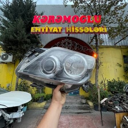 “Toyota Prado 2010“ ön farası