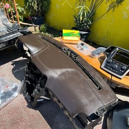 "Jeep Grand Cheroke 2016" cihazlar paneli