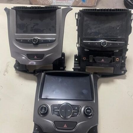 Chevrolet Cruze 2010-2019 monitoru – Ehtiyat hissələri – ucuztap.az