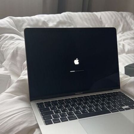 Noutbuk Apple MacBook Air 13-inch M1 (8GB / 256GB) silver