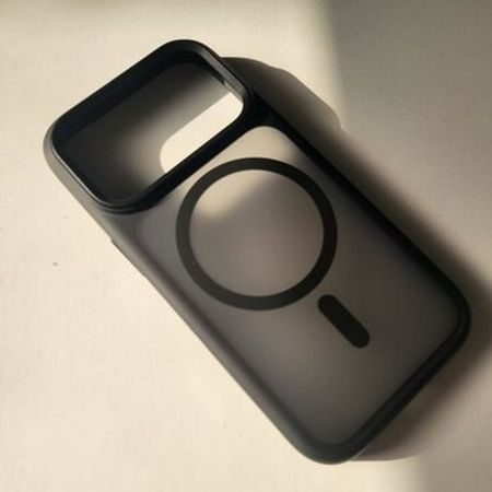 Apple iPhone 17 Pro, 17 Pro Max üçün arxalıq