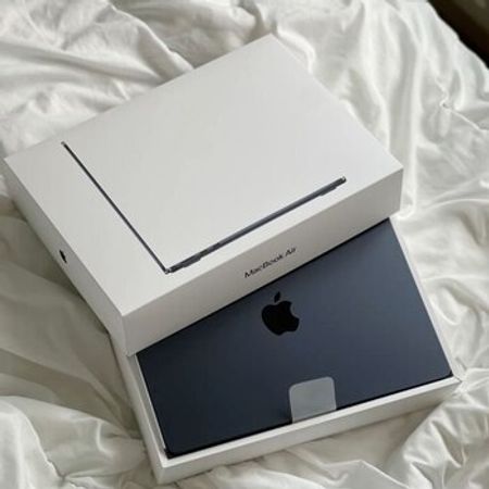 Apple MacBook Air 13’inch M2 8/256GB Midnight