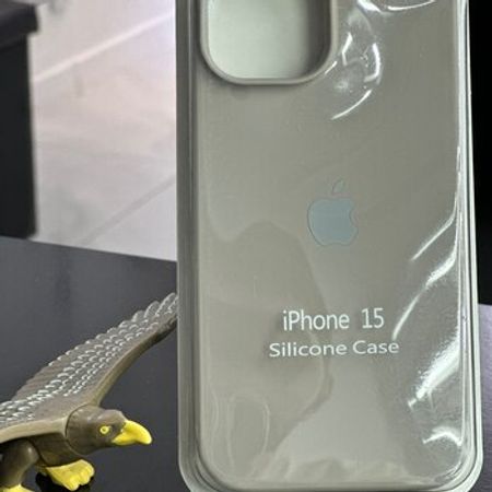 Apple iPhone 15 arxalığı