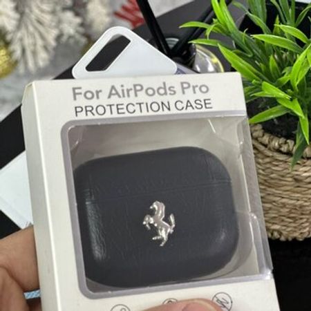 AirPods pro üçün loqo case Ferrari
