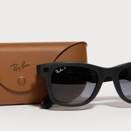 RayBan Meta Matte Black Transition glasses Gen 1