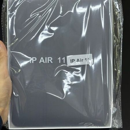 Apple İPad Air 11-inch keys