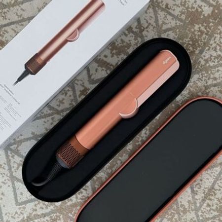 Fen "Dyson airstrait amber silk"