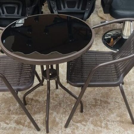 Masa və oturacaqlar