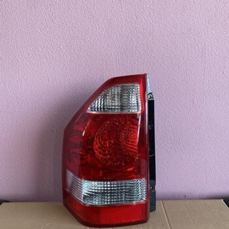 Mitsubishi Pajero 2003 stop işığı – Ehtiyat hissələri – ucuztap.az