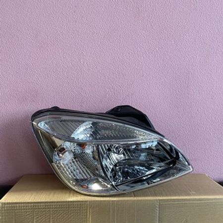 Kia Rio 2005 ön farası – Ehtiyat hissələri – ucuztap.az