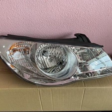 Hyundai Elantra 2008 ön farası – Ehtiyat hissələri – ucuztap.az