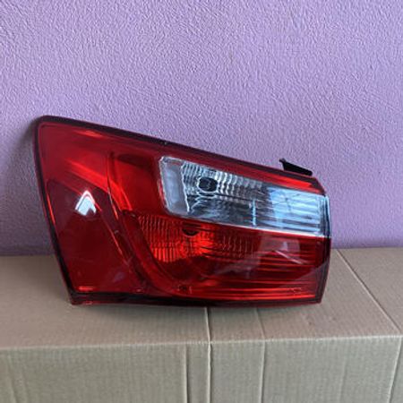 "Kia Rio 2012" arxa stopu