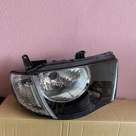Mitsubishi L200 2007 ön işığı – Ehtiyat hissələri – ucuztap.az
